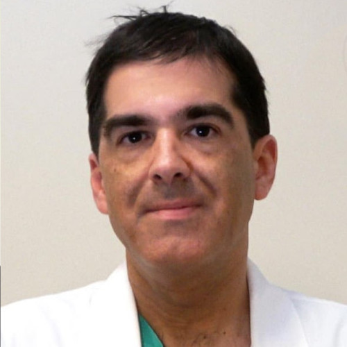 Dr. Mario Fernández
